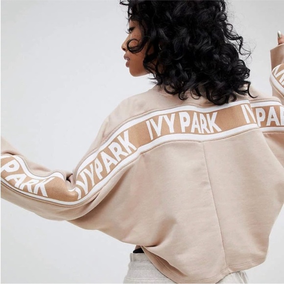 Ivy Park Beyonce Tan White Oversized Cropped Spell-out Sweatshirt Size M - Picture 1 of 11